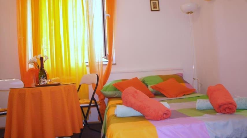 Iva New With Private Bathroom Maison d'hôtes *