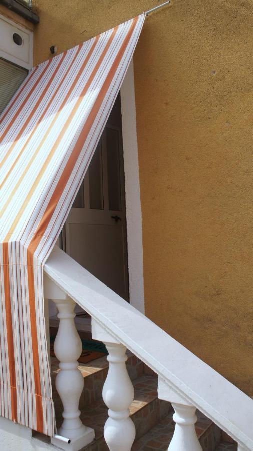 Iva New With Private Bathroom Gasthof Zadar